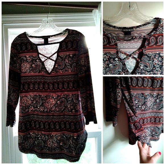2/20$💚 NWOT lovely peasant top - Picture 1 of 9